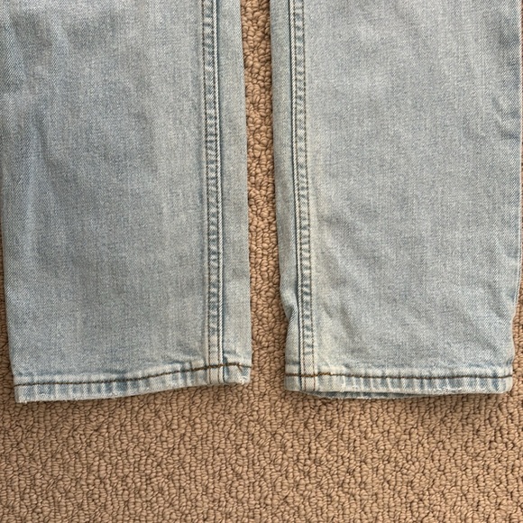 Abercrombie ‘90s Slim Straight Ultra High Rise Lightwash Jeans  24/00 - Picture 3 of 4